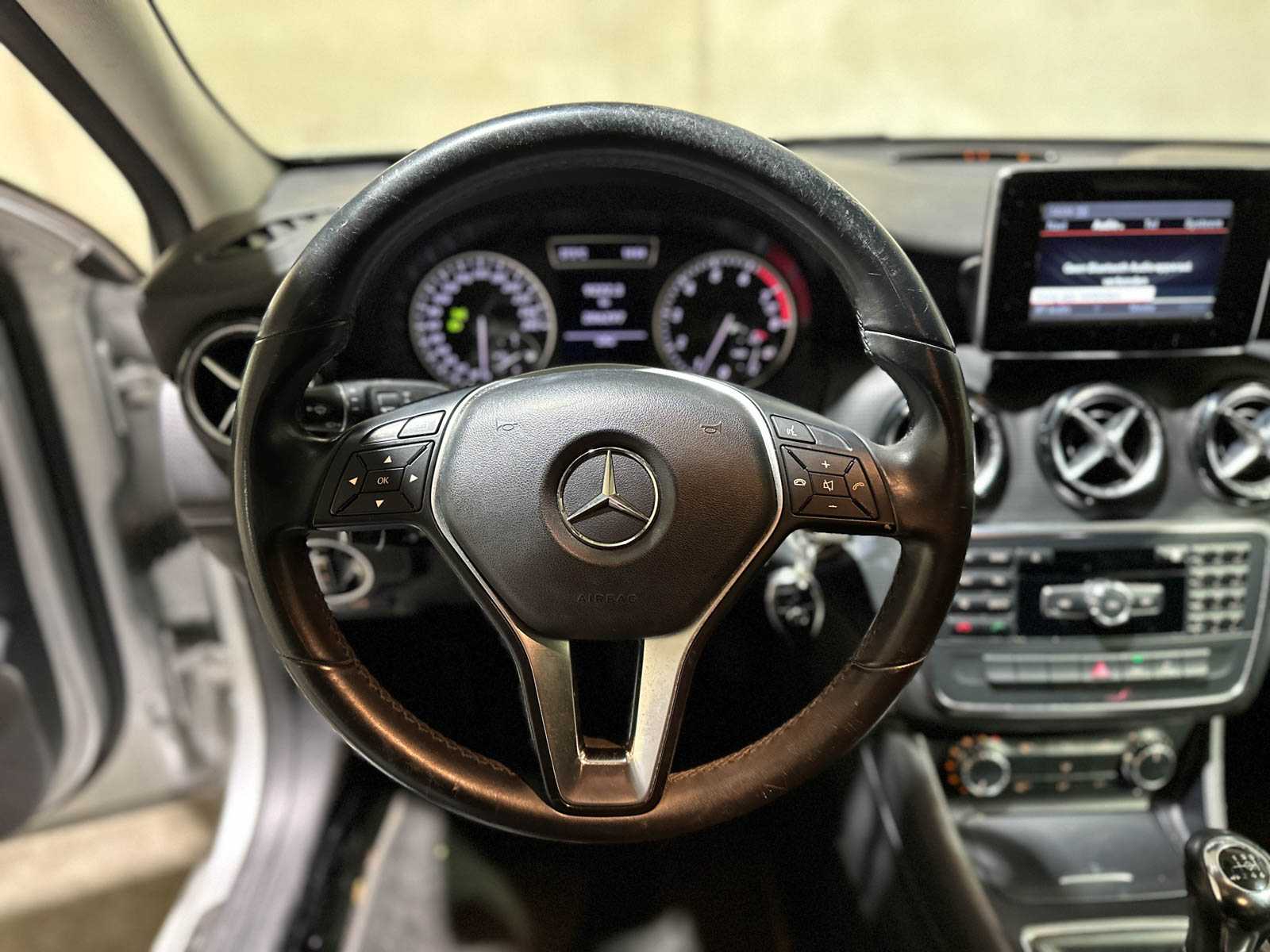 Mercedes-Benz A180 Ambition A-klasse 121pk 2012 (Origineel-NL), 75-ZJJ-1