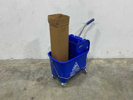 Mobile mop bucket with mop (5x)