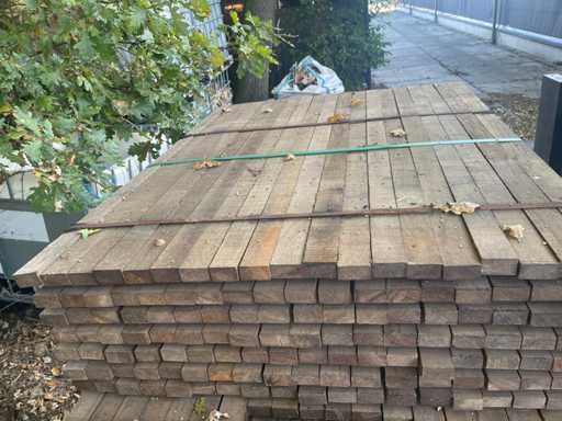 Guyana Ipé Lamellen fein gesägt 1250-1550x50x27mm (247x)