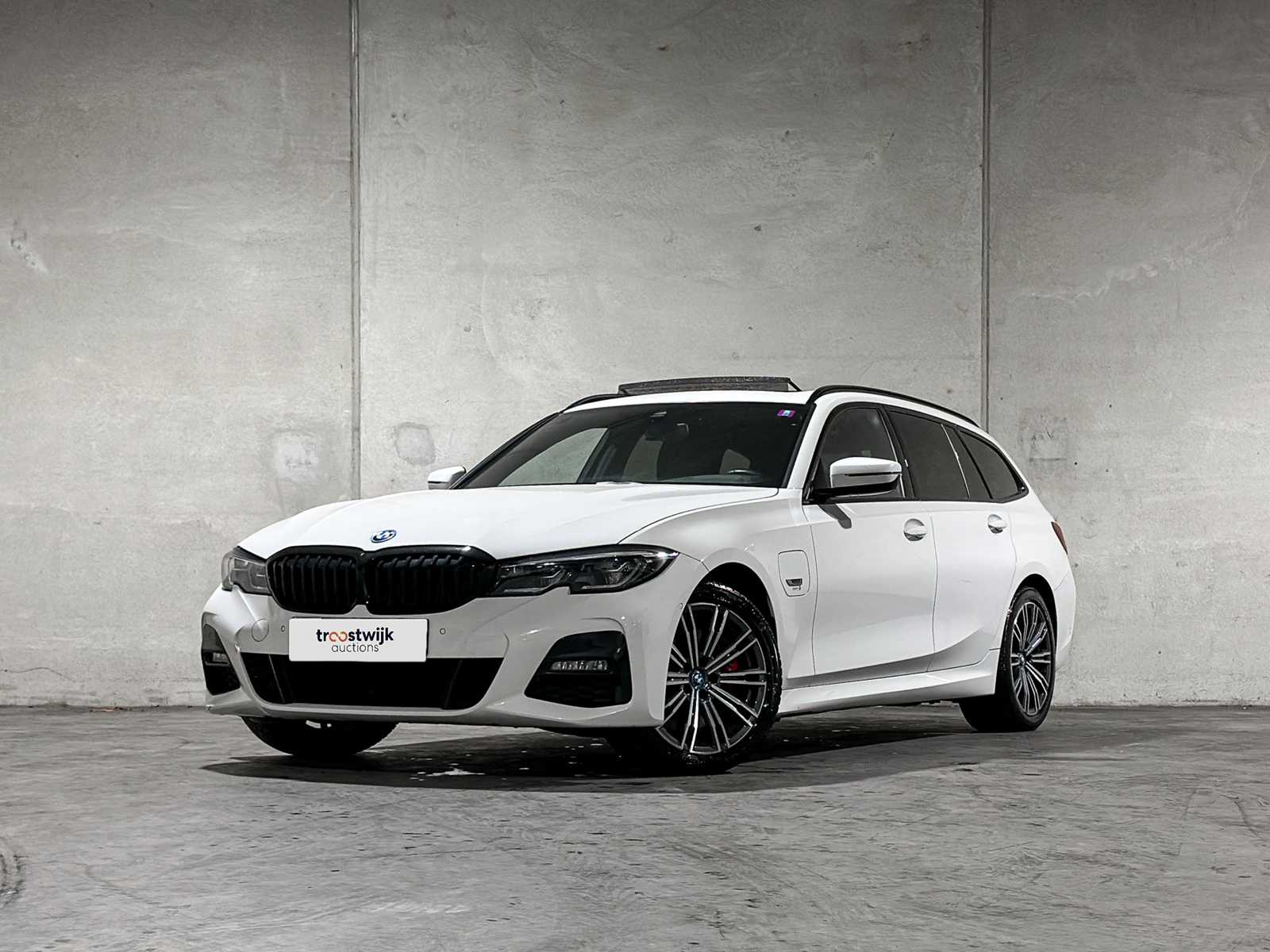Premium daily drivers te Tiel