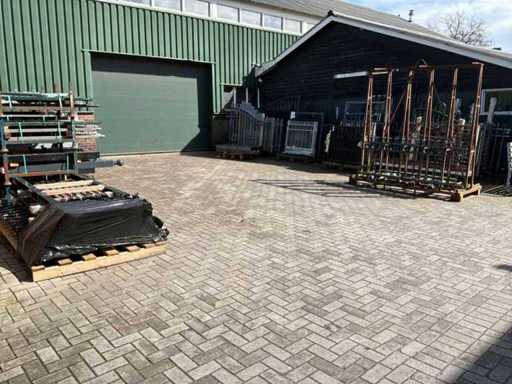 Party of garden gates