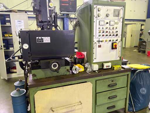 HERBERT WALTER HW102SW Senkerodiermaschine