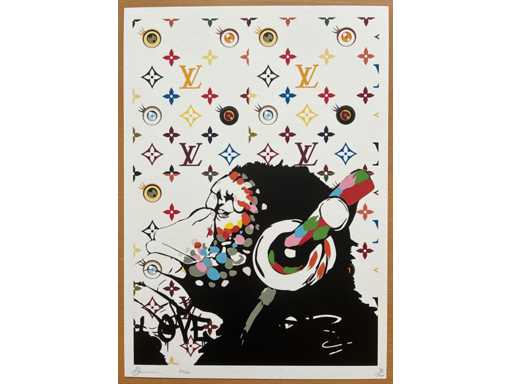 DEATH NYC : Vuitton Banksy DJ Monkey 74/100