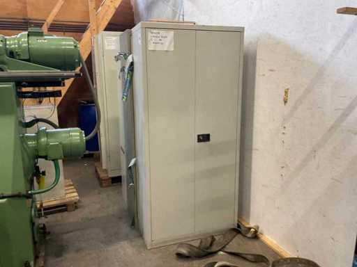 Workshop cabinet (4x)