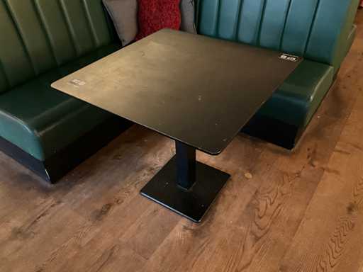 Hutten - Restauranttafel (2x)