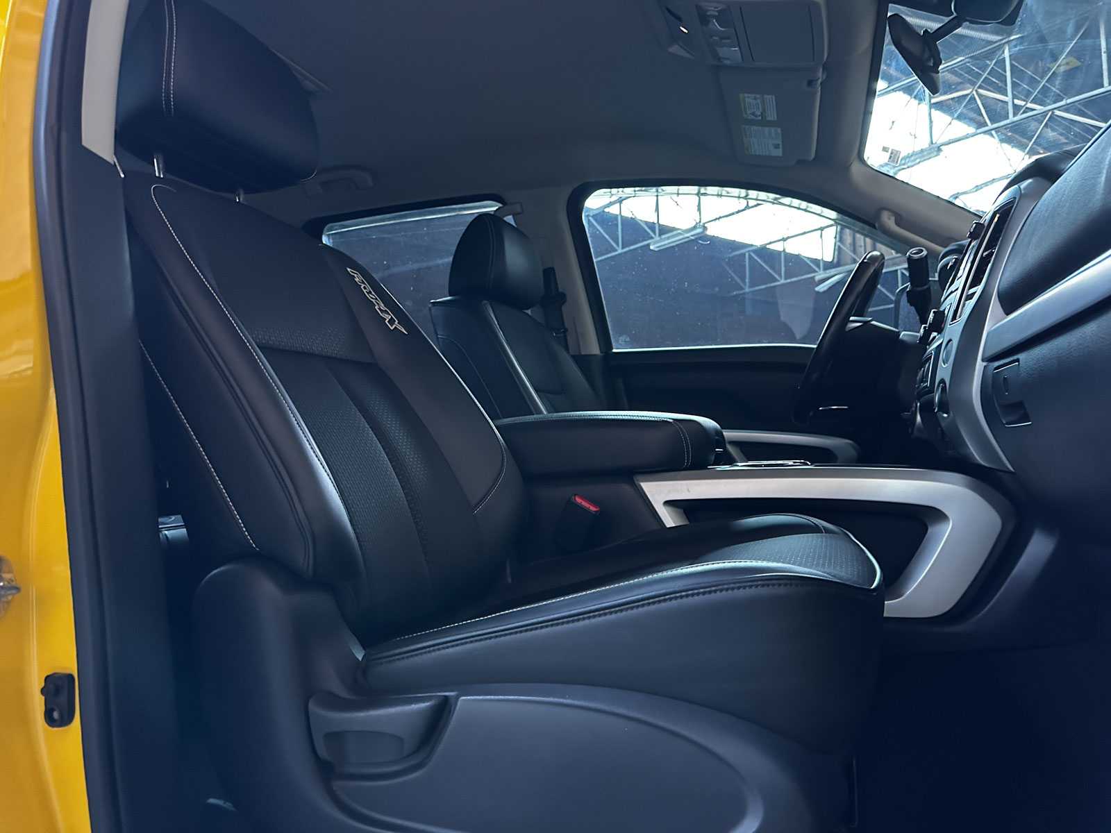 Nissan Titan PRO-4X 5.6 V8 396pk 2018