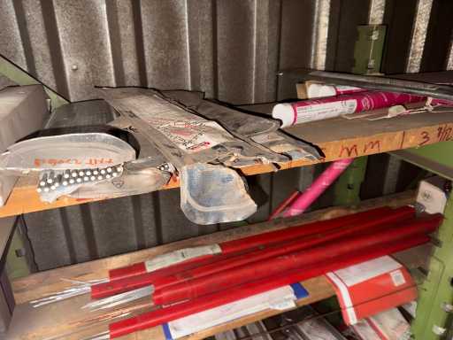 Lotto di elettrodi per saldatura, filo per saldatura, ecc. Contenitore di stoccaggio incluso