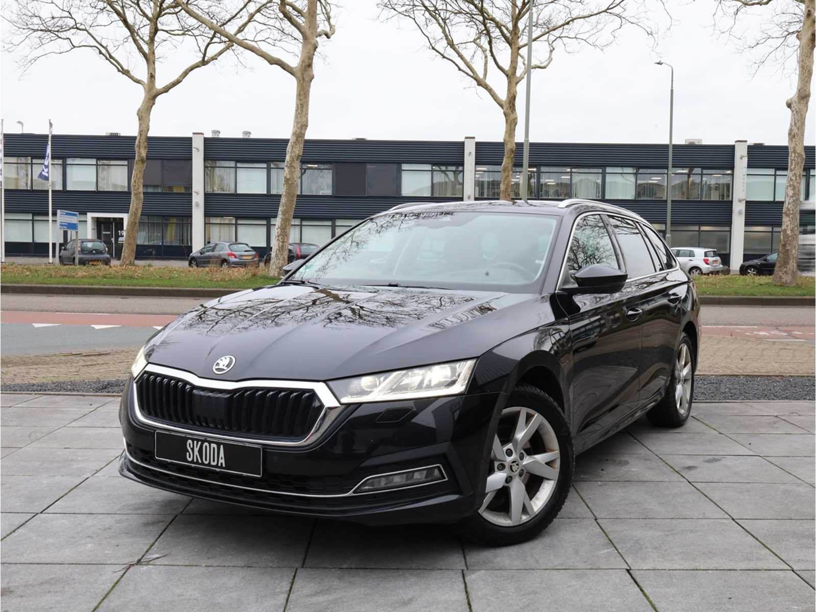 Skoda Octavia Combi iV 1.4 TSI PHEV 204HP Automatic 2022
