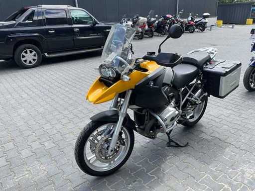 Motocykl BMW R1200 GS z 2004 roku
