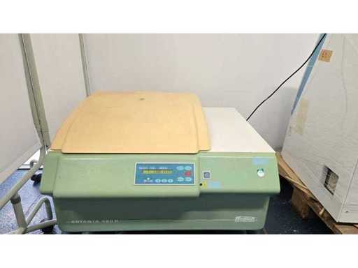 HETTICH - Rotanta 460 R - Centrifuge