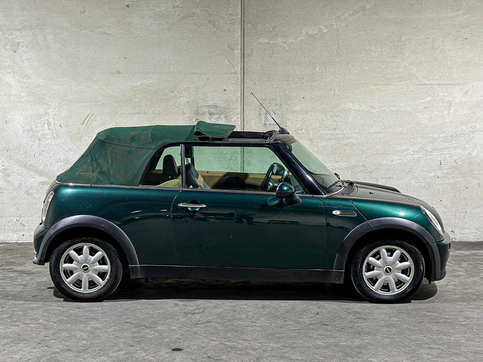Mini Cooper Pepper Cabrio 1.6 116pk 2006 (Origineel-NL), 30-SX-XL
