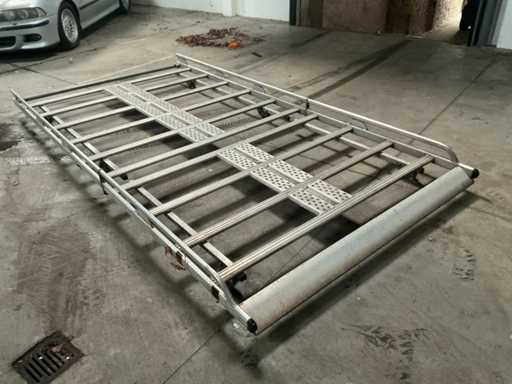 Transport and logistics roof rack