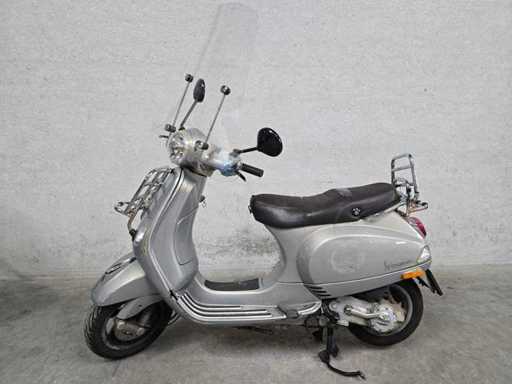 Vespa - Motorower - LX 50 Touring - 4T 45km wersja f767RH