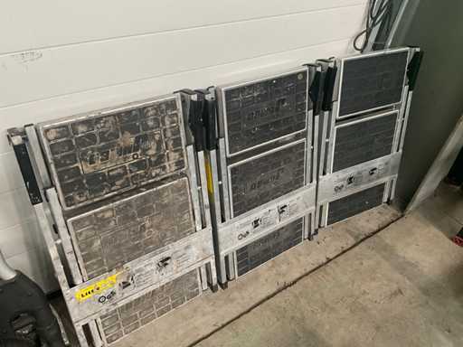 Little JUMBO Step ladders/steps (3x)