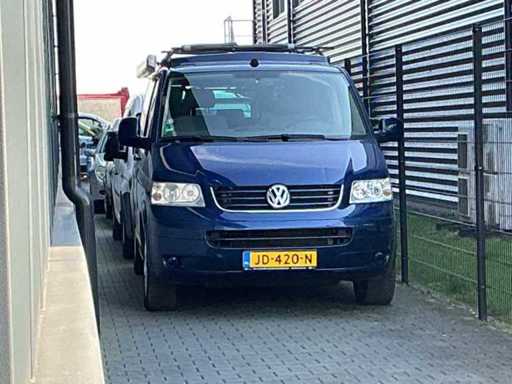 2006 - Volkswagen Camper