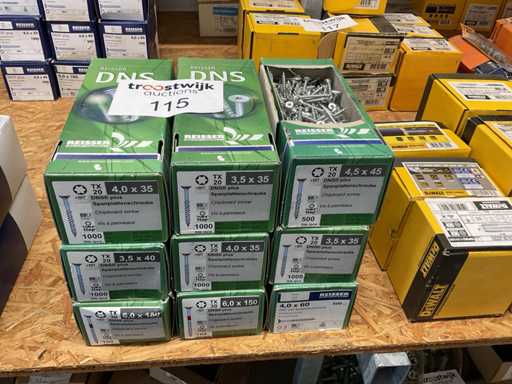 9 dozen spaanplaatschroeven