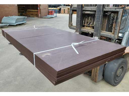 6 x sklejka z brzozowego betonu 24mm Antypoślizgowa (6,4 m2)