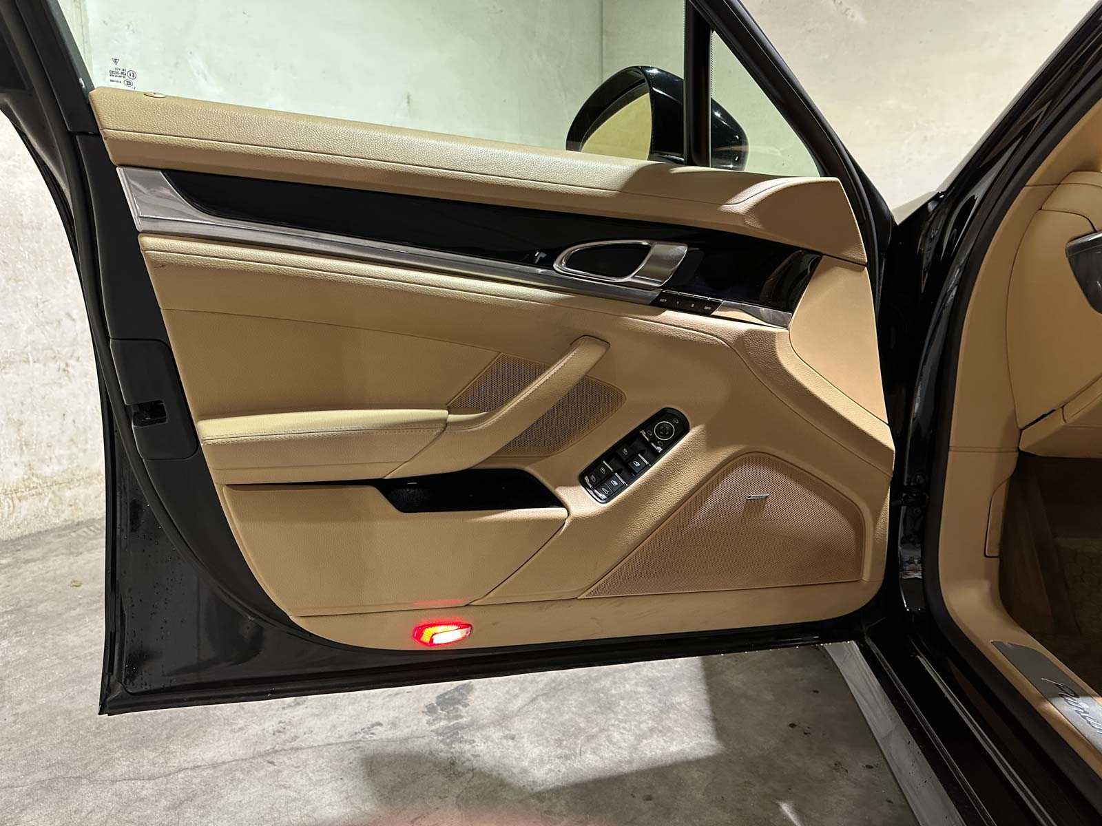 Porsche Panamera 3.6 V6 299pk 2012, RJ-394-N