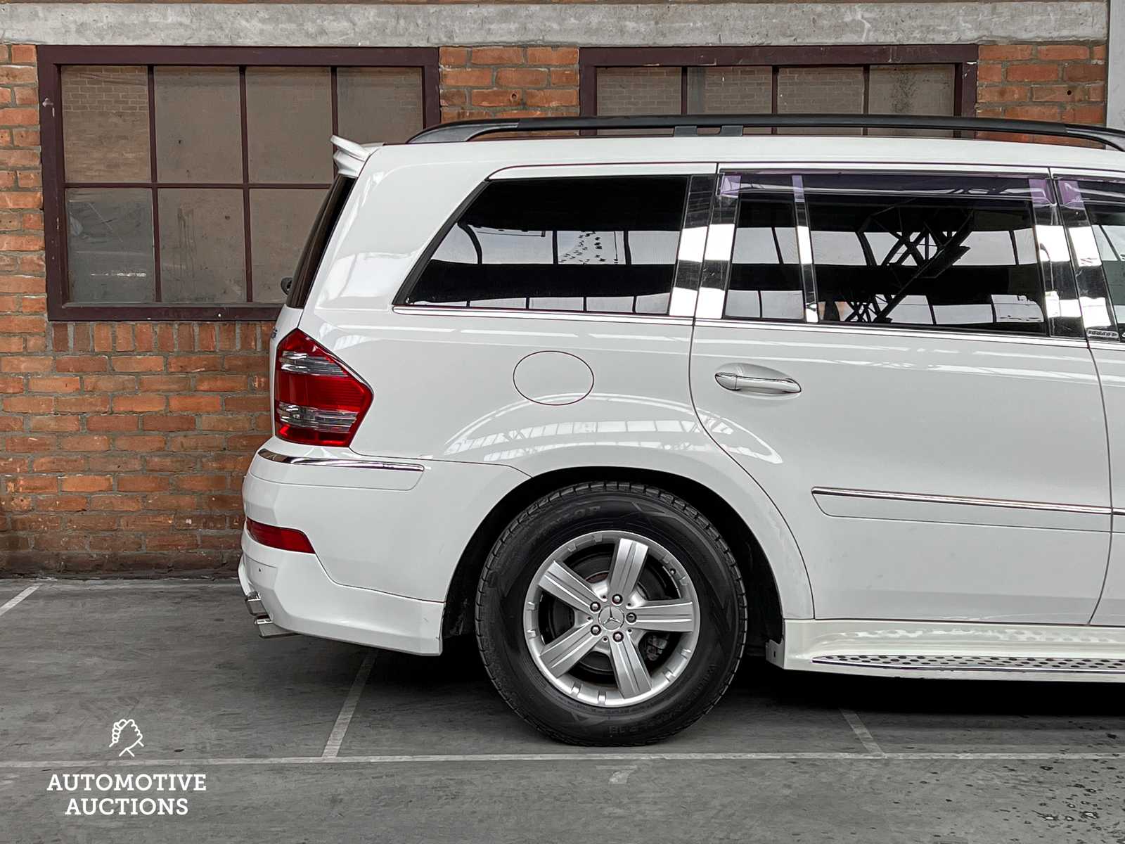 Mercedes-Benz GL500 5.5 V8 388pk 2006 GL-Klasse -Youngtimer-