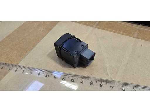 1.750x Fahrzeug-Schalter & 12V Steckdosen – EAO & CASCO Imos