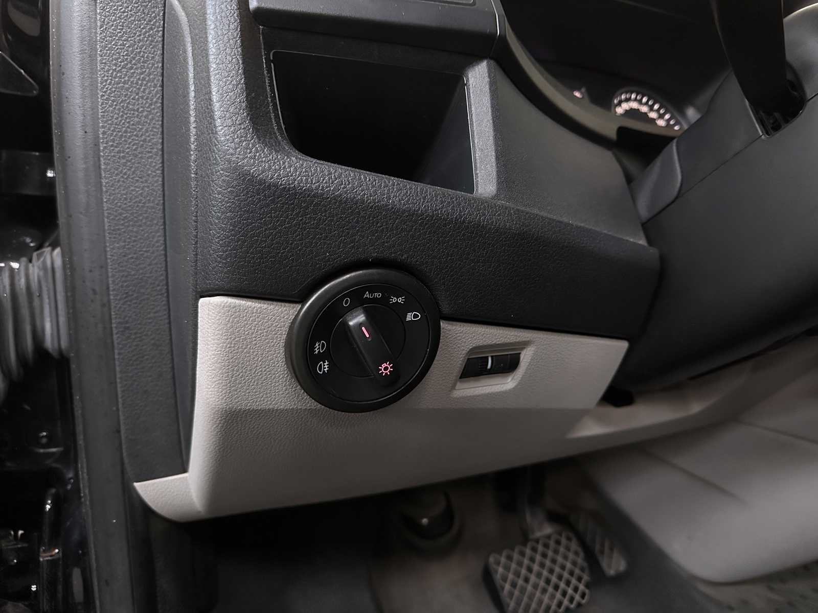 Volkswagen Transporter 2.0 TDI L2H1 204PK 2018,  VLF-25-X