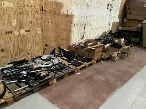 Grote partij fietsonderdelen