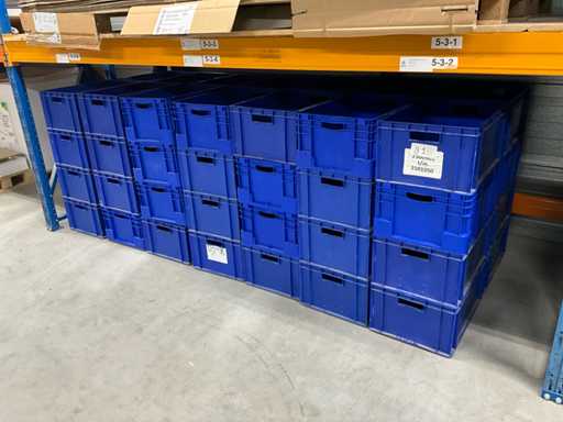 Plastikowe skrzynie (100x)