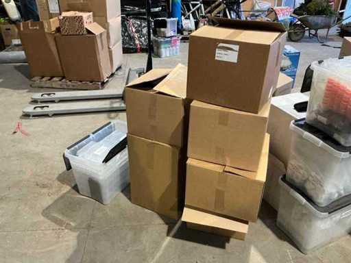 Plastic dozen met deksels (1000x)