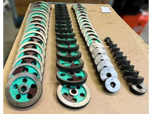 UNKNOWN INTERCHANGEABLE WHEELS NO. 5 set of interchangeable wheels