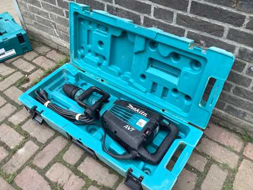 Marteau de démolition Makita Hm1214c