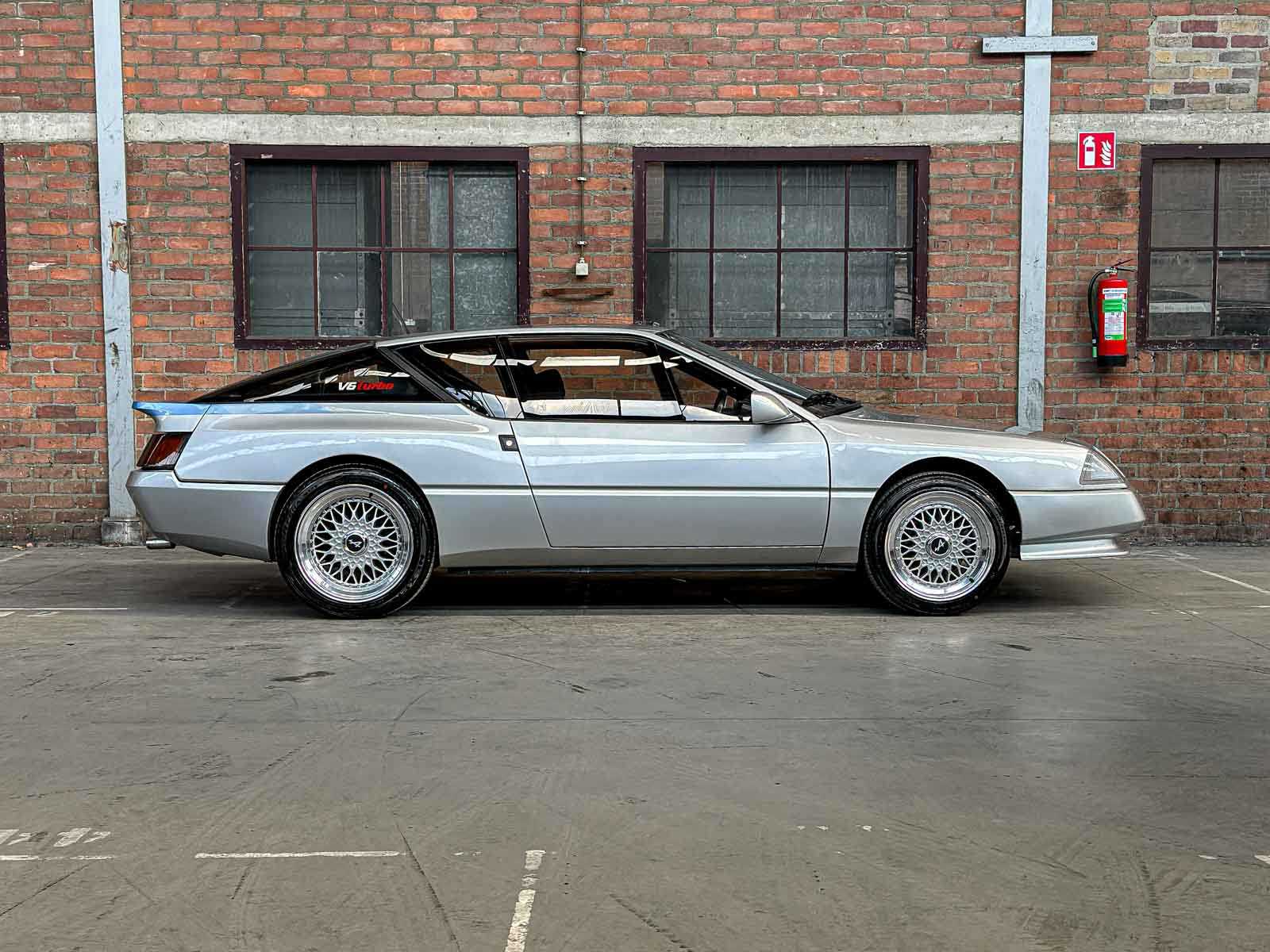 Renault Alpine 2.5 V6 GT Turbo 200pk 1986 (Origineel-NL), PK-24-GL