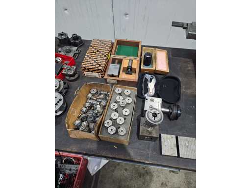 SYSTEM 3R Viele System 3R EDM-Werkzeuge und Zubehör