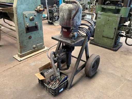 Sistemul pneumatic de pulverizare pentru vopsea Wiltec
