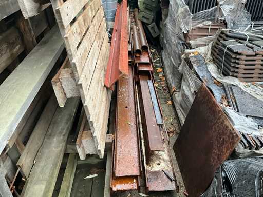 Un lot de profile metalice H