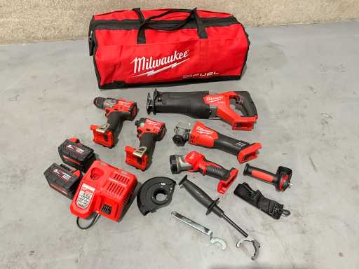 Set combo Milwaukee 5 piese 2025
