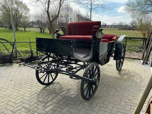 1900 Carriage
