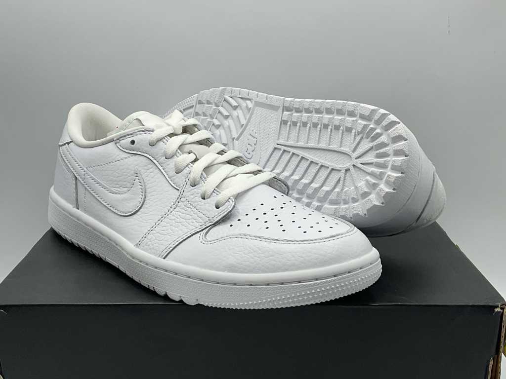 air jordan 1 retro low triple white