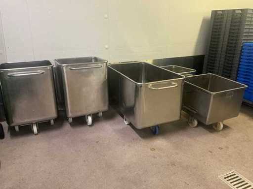 Various stainless steel feeding tubs (5x)