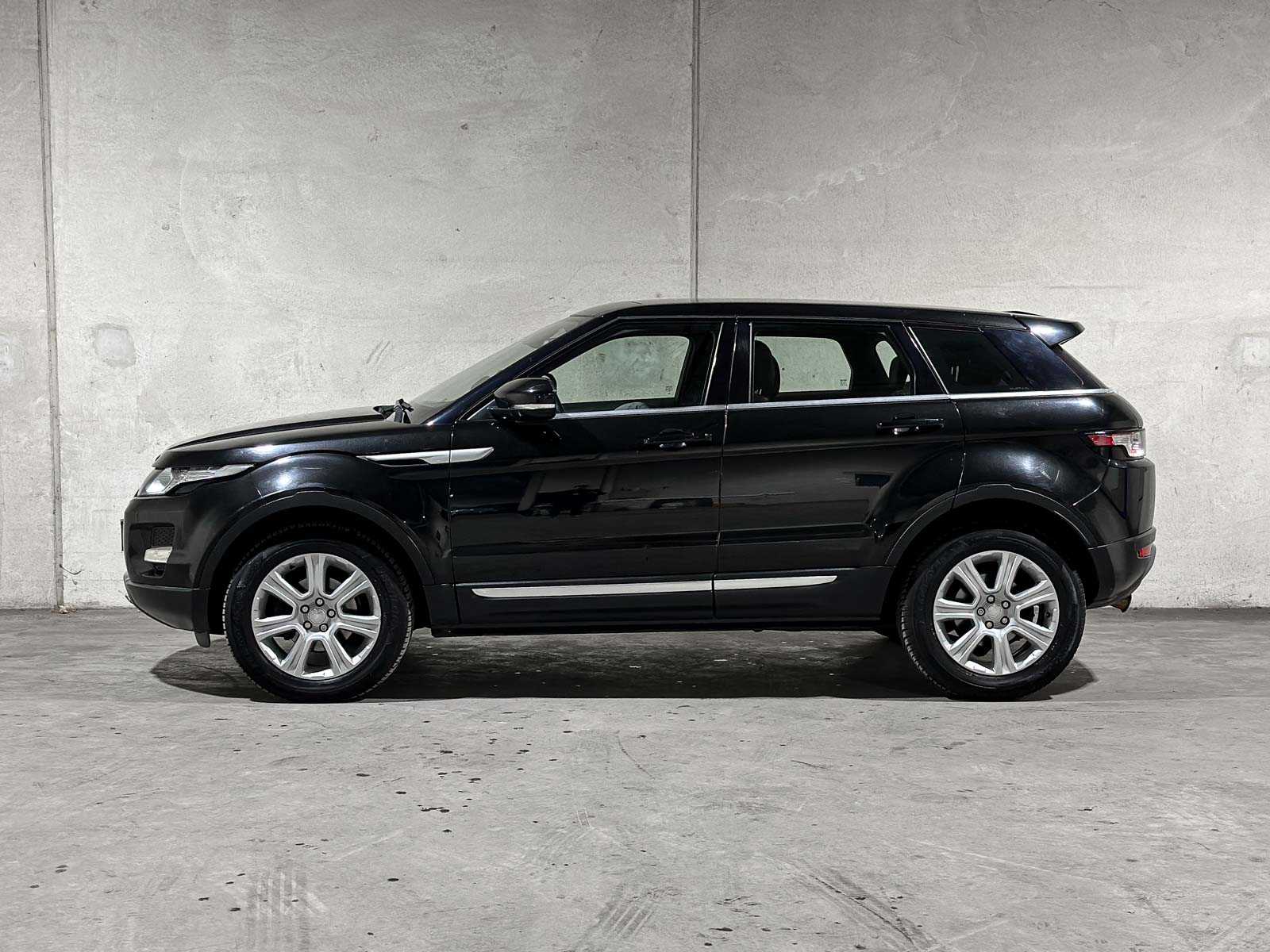 Land Rover Range Rover Evoque 2.2 eD4 2WD Prestige 150hp 2012 (Original-NL), 99-XFT-1