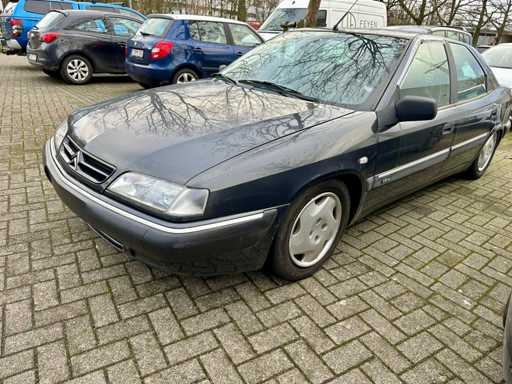 Voiture voyageurs Citroën Xantia 2000