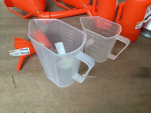 Imbuti e misurini per lotti di miscelazione KWB