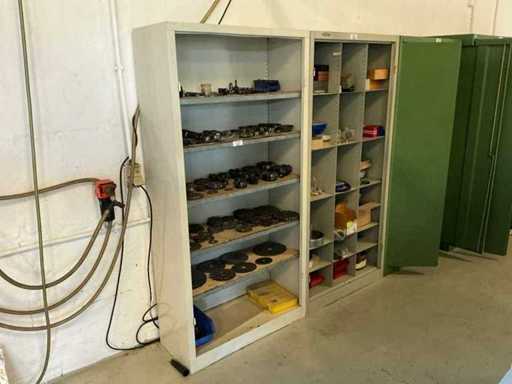 Narzędzia frezarskie i tnące (90x)