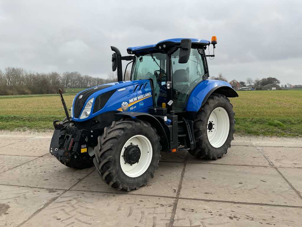 2020 New Holland T6.155 Dynamic Command Four Wheel Drive Farm Tractor