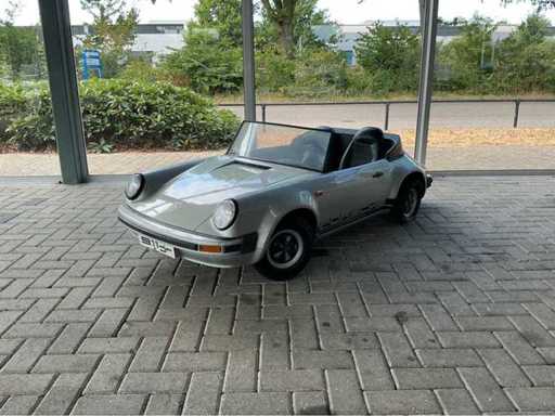 Porsche 911 Junior G model cu 2 locuri | Honda G100 | 1977 | aprox. 2,2 CP | aprox. 225 de piese | Mașină cu marjă