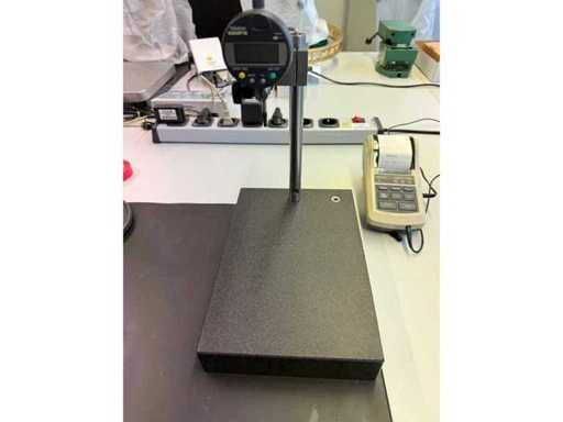 Mitutoyo - ID-C112B - Digitalmessuhr ABSOLUTE mit Granitplatte und Drucker