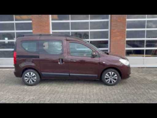 2f545d4a-143d-4129-ae92-43ce3f06f3f5.mp4