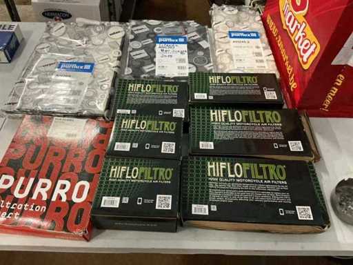 Partij Diverse waaronder,oliefilters,aircofilters enz.