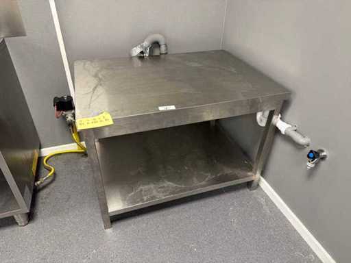 Stół roboczy ze stali nierdzewnej