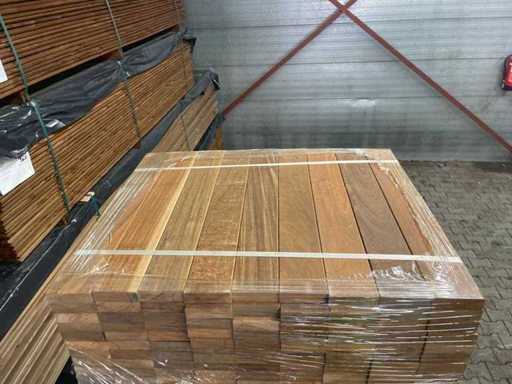 Ipé Country Grade Planken Geschaafd 650-950x90x27mm (432x)