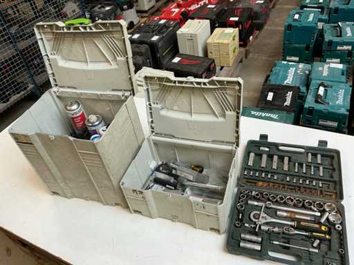 Trusă de unelte cu conținut (3x)